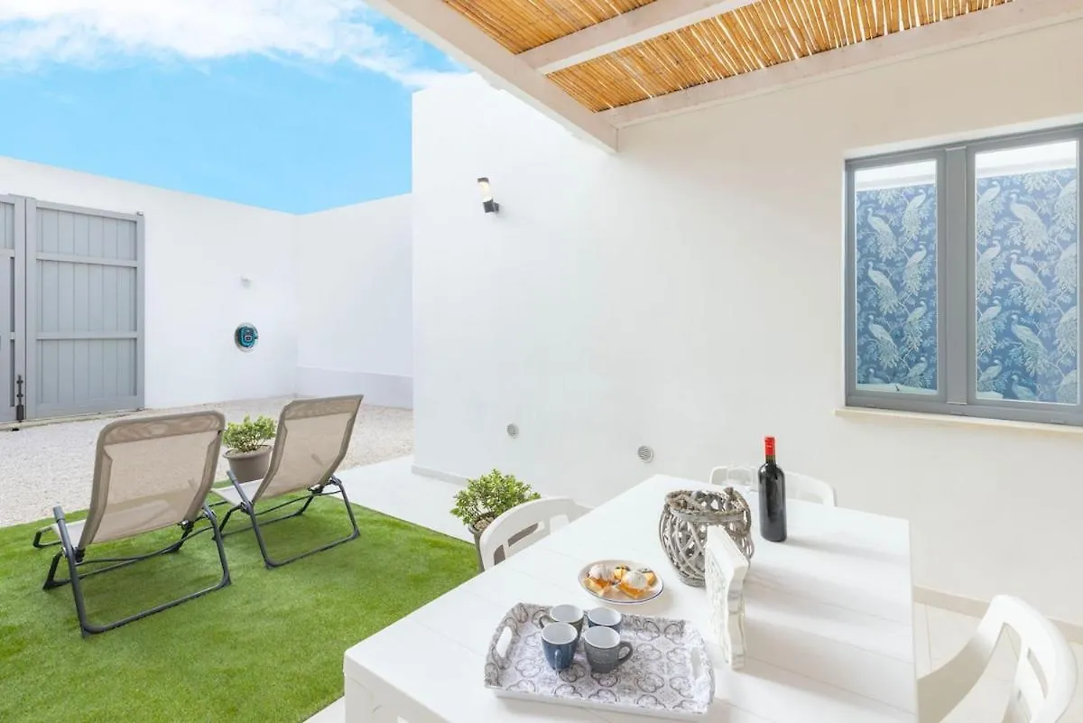 Apartament Vico II - Exclusive House With Garden Cagliari 0*,
